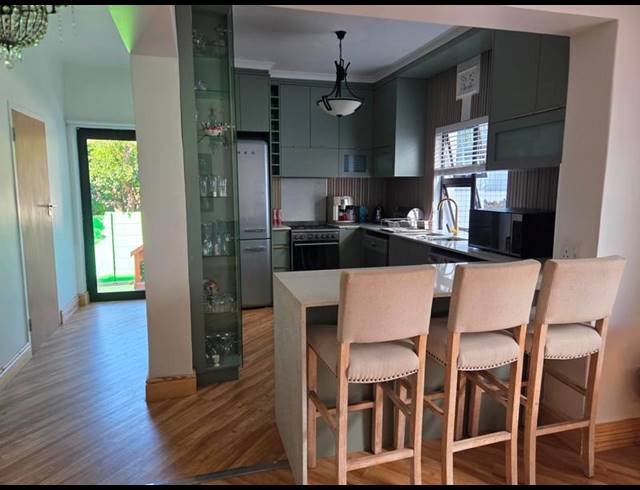 2 BEDROOM PROPERTY TO RENT IN UNIVERSITY ESTATE